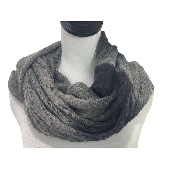 Starring At Stars Infinity Scarf Gray - Picture 4 of 5